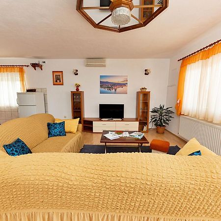Apartment Villa Saba-1 By Interhome Trogir Exterior foto