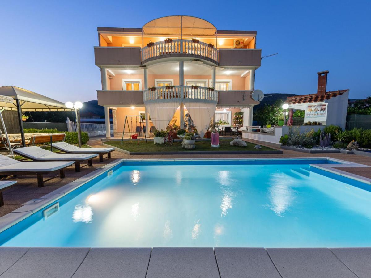 Apartment Villa Saba-1 By Interhome Trogir Exterior foto